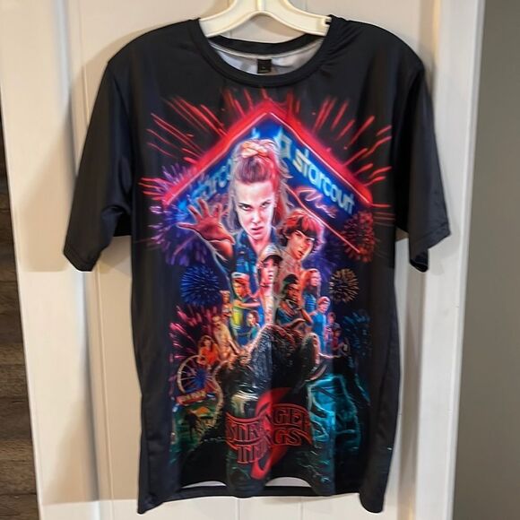 Stranger Things T Shirt - Picture 1 of 2